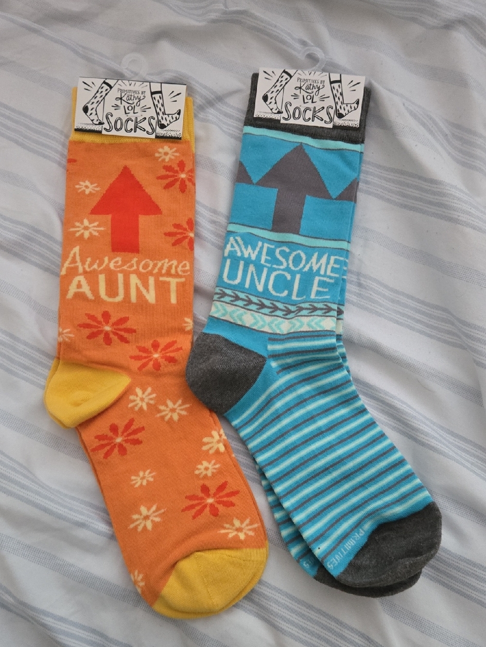 2 Pairs Of Socks- Awesome Aunt And Awesome Uncle